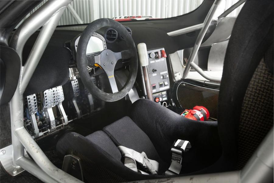Интерьер Koenigsegg CCGT (7012) 2007 года  (фото 3 из 18)